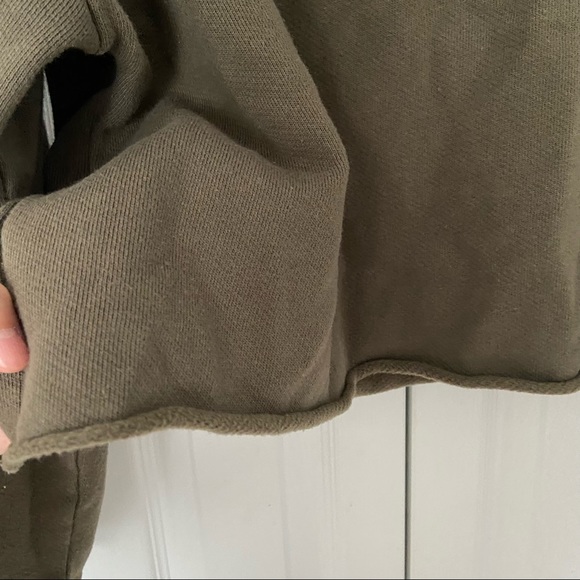 Aritzia Sunday Best Cropped Polo Sweatshirt - Picture 3 of 6